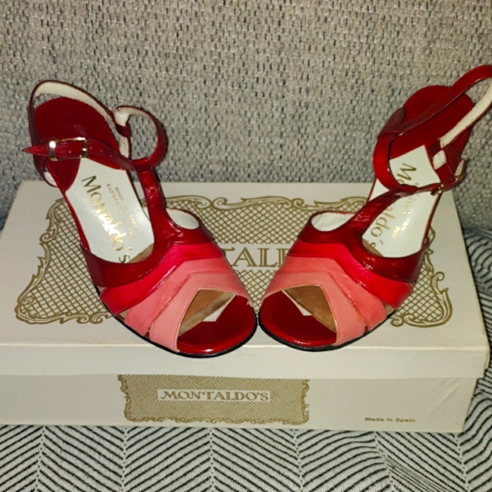 🥰💕Bundle to Save 50%💕Vintage Heels Size 4.5